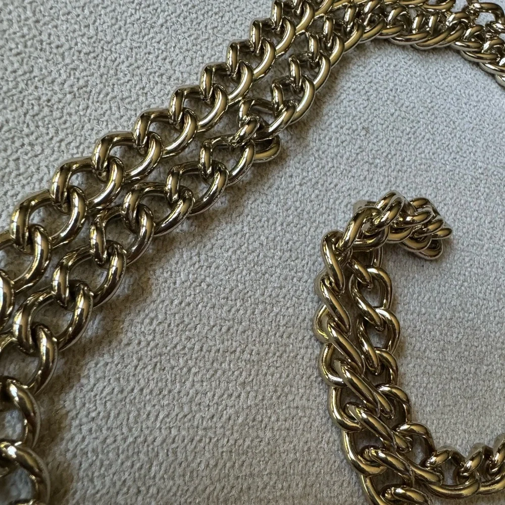 Kate Spade Alexander Avenue Isabeli Crossbody - Picture 4 of 15